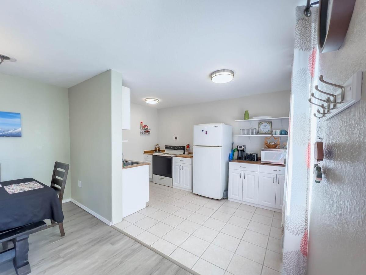 Cloud Nine Cottage Big Lake Esterno foto