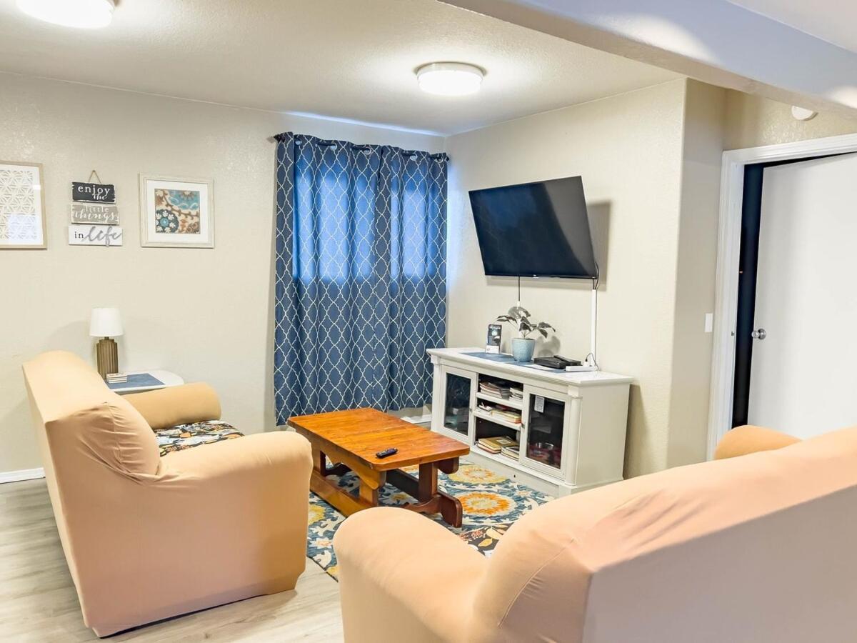 Cloud Nine Cottage Big Lake Esterno foto